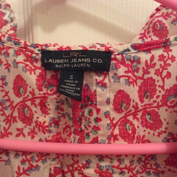 Great casual top - Picture 2 of 3